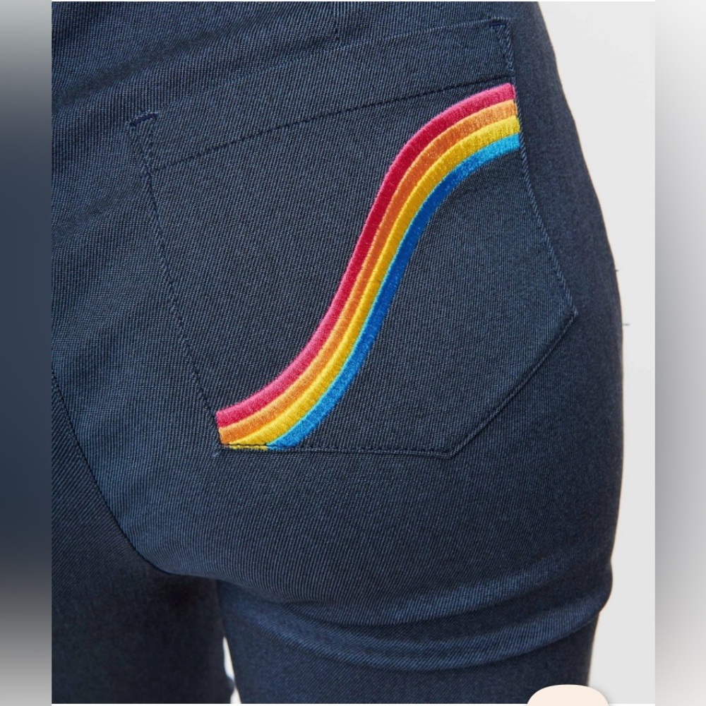 Unique Vintage Denim & Rainbow Pocket Capris - Picture 3 of 6